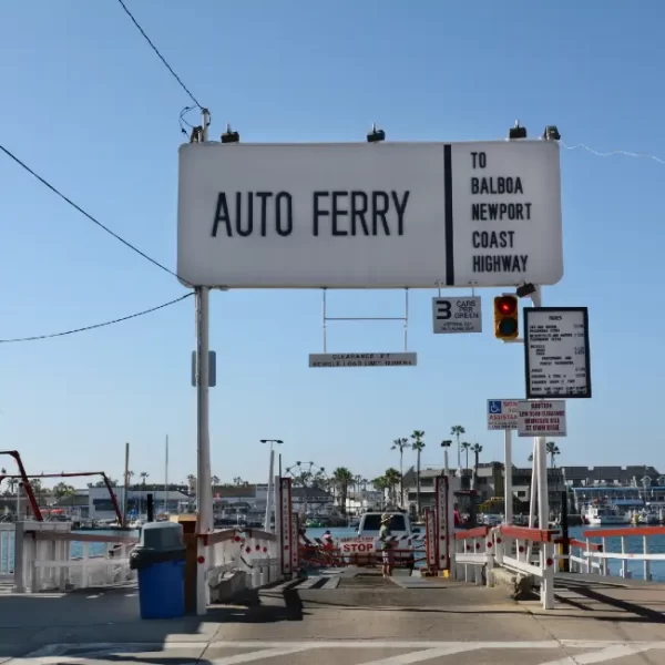 Balboa Island homes Auto Ferry that takes you to Balboa Peninsula